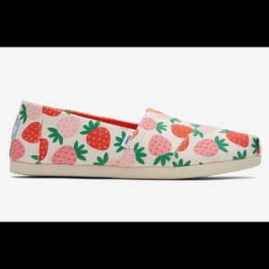 TOM’S Alpargata Strawberries